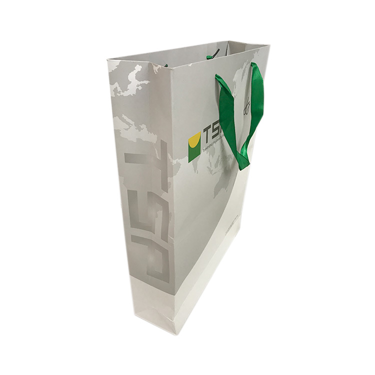 White cardboard packaging handbag material: 250 g white cardboard color ribbon